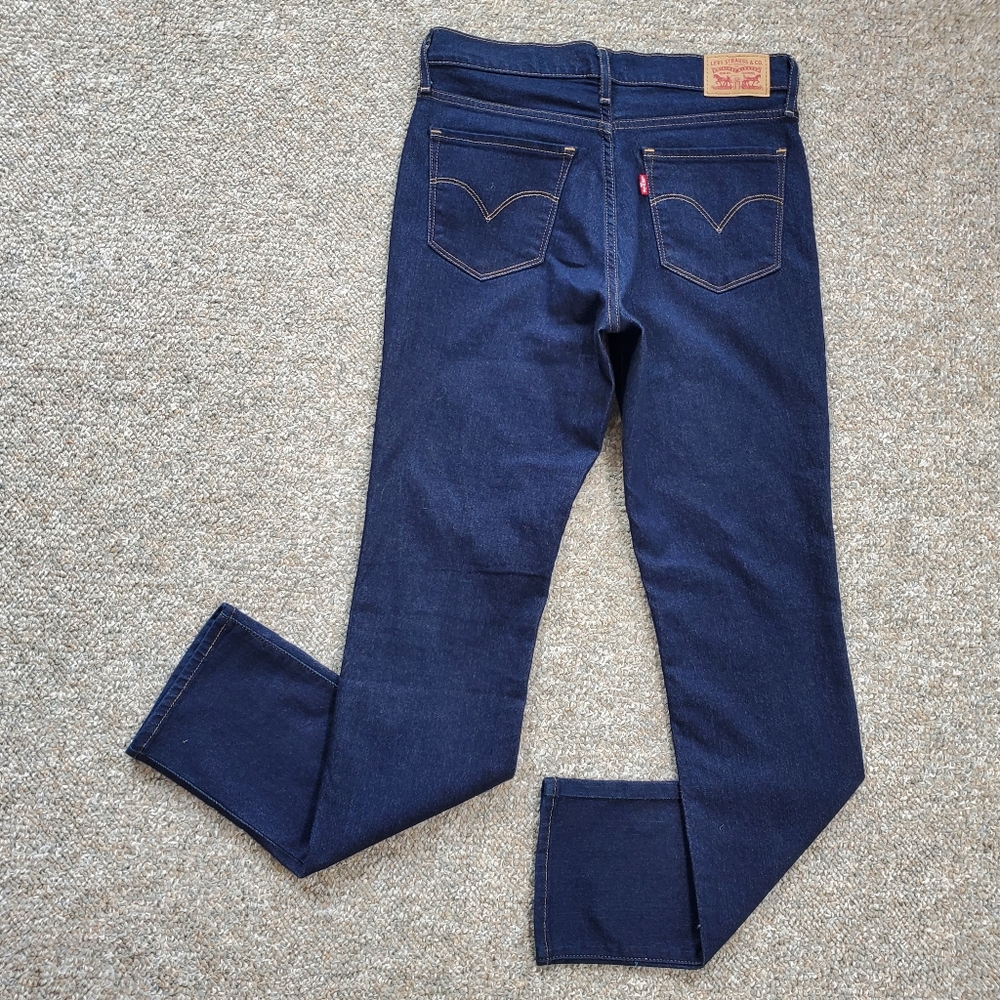 NWOT Levi's 28 Modern Contemporary Minimalist Mid Rise Shaping Slim Jeans - Picture 11 of 16